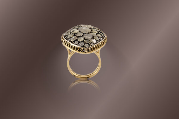 Oro rosa 14 Kt e argento 925, diamanti in taglio rose coronè