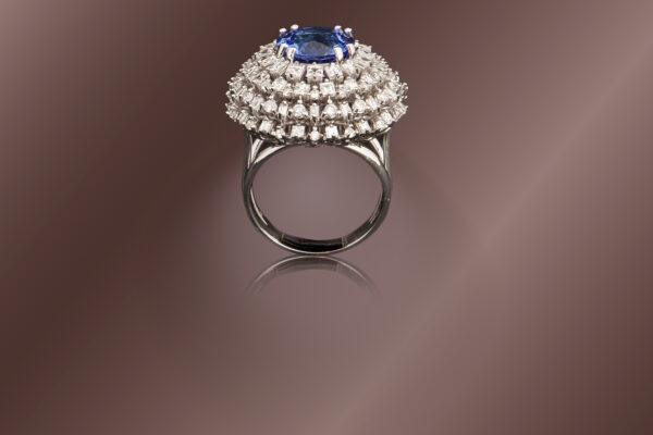 Oro bianco 18 Kt, tanzanite e brillanti